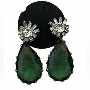 VTG silvertone green and clear rhinestone caged pear drop clip on earrings